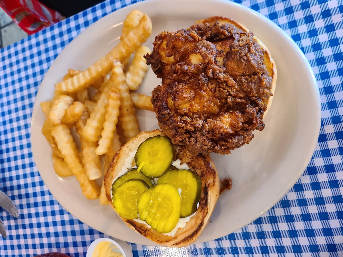 Simply Southern Kitchen-10