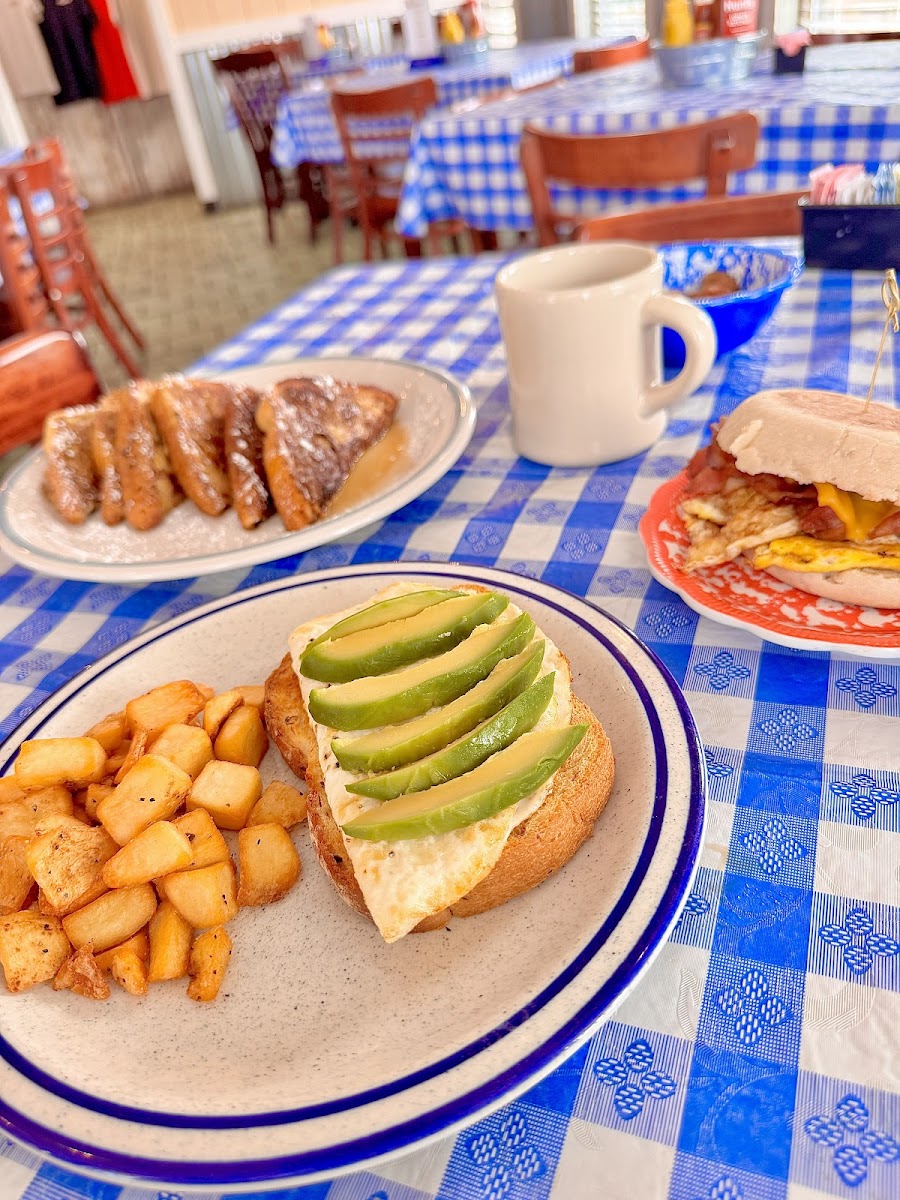 Simply Southern Kitchen-3